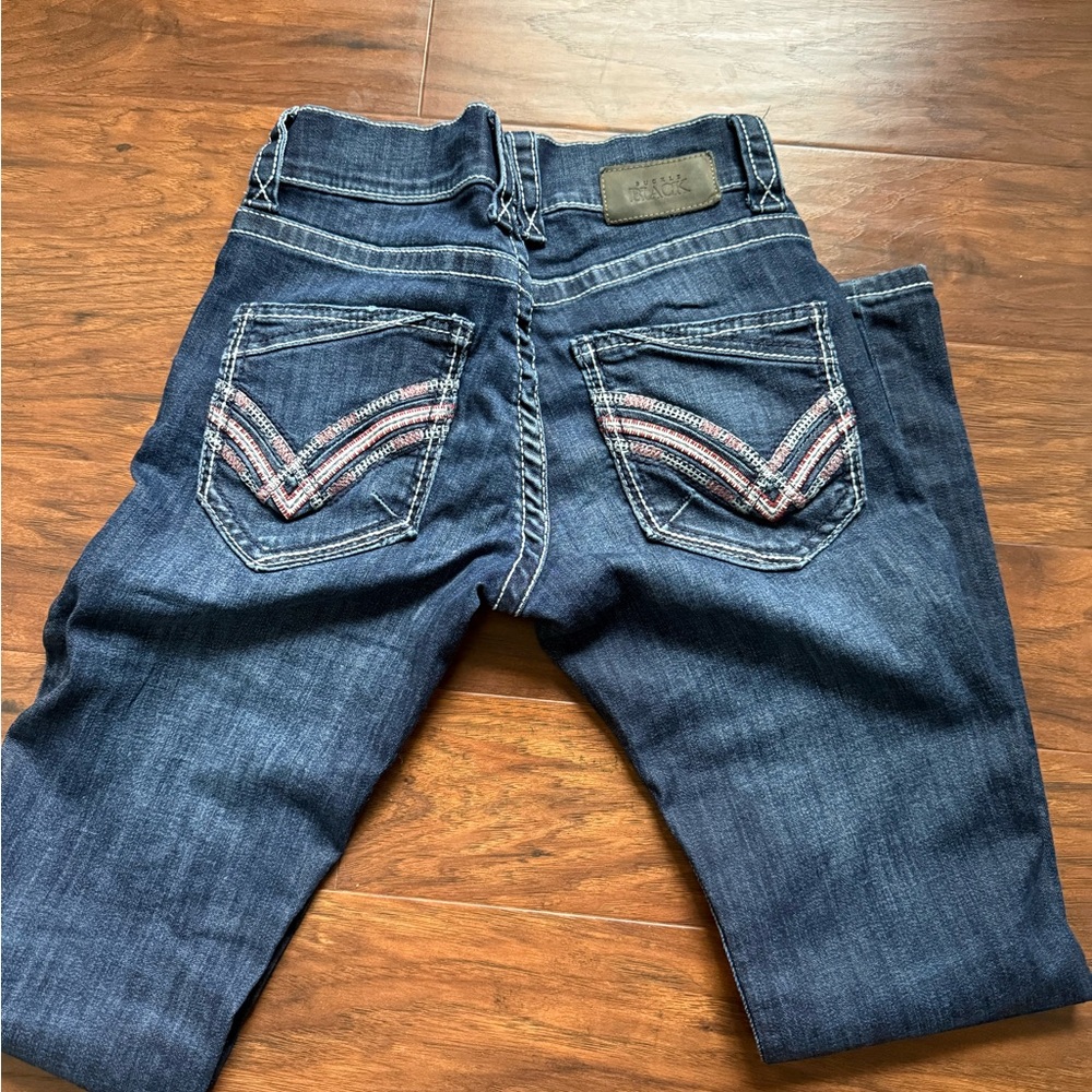 Stylish Denim Jeans with Embroidered Pockets